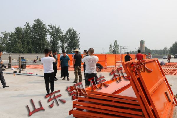 河北邢台环保局局长、市政领导现场考察指导