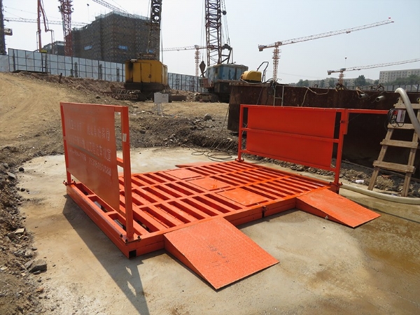 免基础工程洗车机