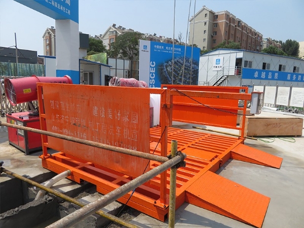 免基础工程洗车机